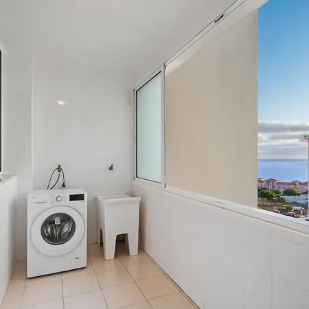 Famoso Grand - Free Parking