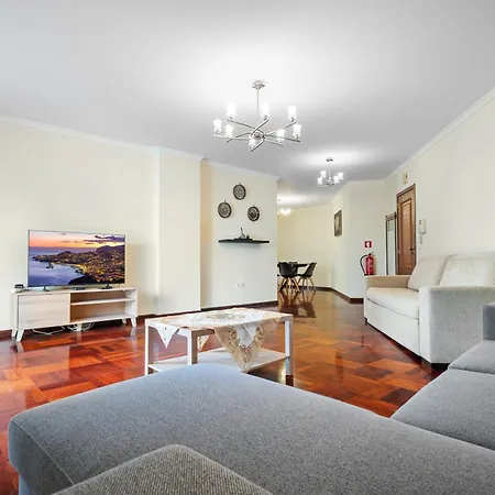 Famoso Grand - Free Parking * Funchal (Madeira)