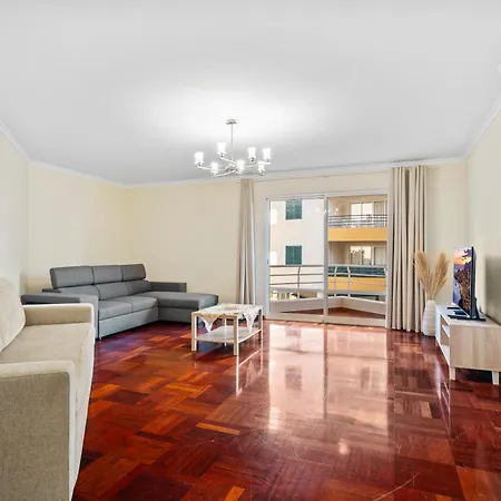 Appartement Famoso Grand - Free Parking