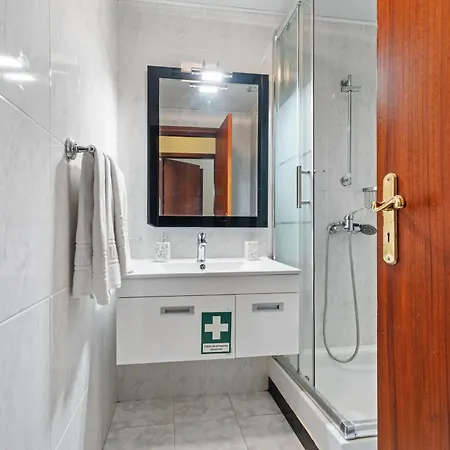 Famoso Grand - Free Parking